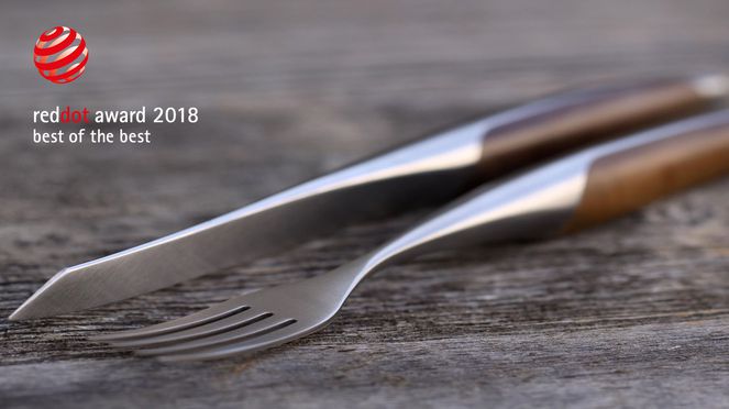 
                    Couverts à steak sknife avec Red Dot Design Award 2018 Best of the Best