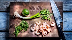 250 - 500 CHF, scalloped chefs knife
