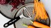 
                    Éplucheur pro Y Julienne avec lame en acier inoxydable tranchante comme un rasoir