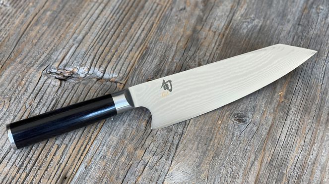 
                    Kai Shun Kiritsuke édition spéciale est fait en bois Pakka