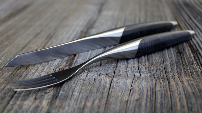 
                    swiss steak fork with steak knife (made of ash wood)