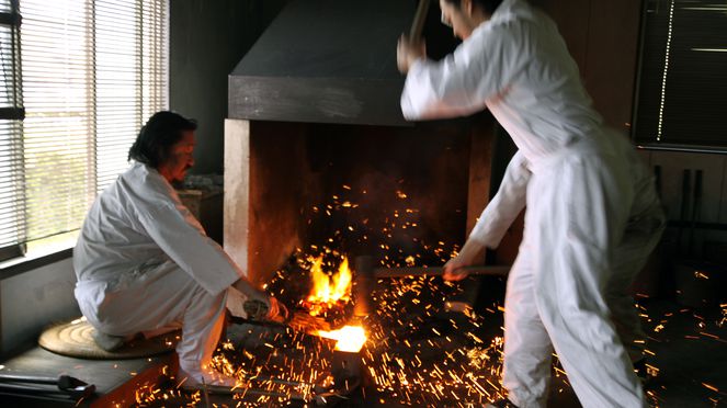 
                    Forging of the Minamo Santoku Knife with Red Dot Product Design Award 2018