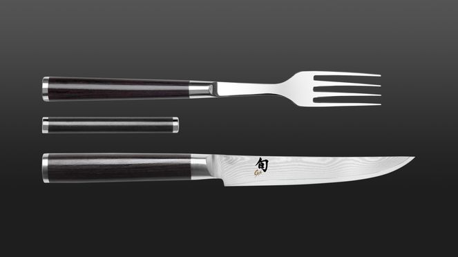 
                    Steak cutlery with steak knife, fork and knife rest