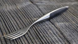 250 - 500 CHF, swiss steak fork